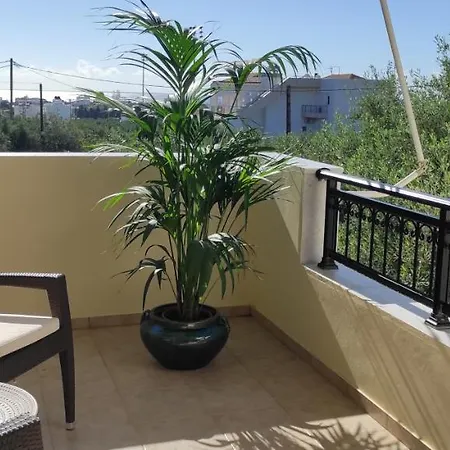 Apple Detached House In Sunny Casa de Férias Ierápetra